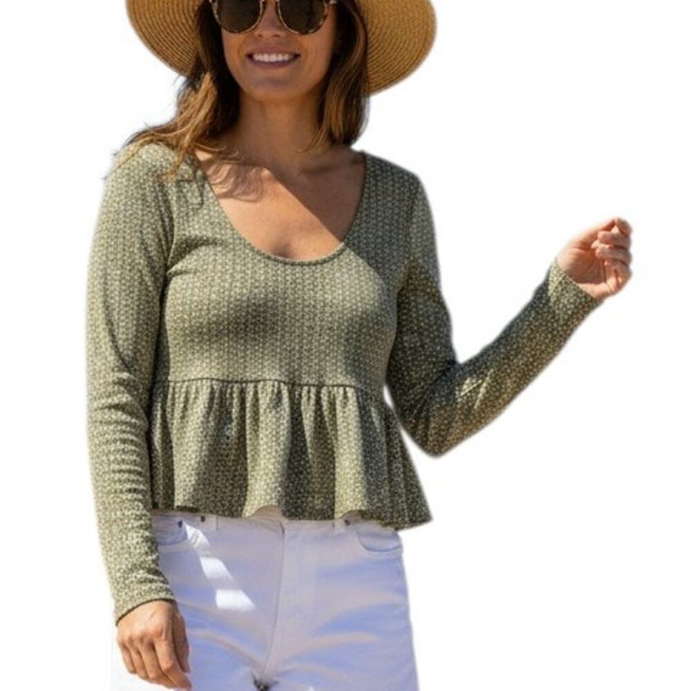 Forever 21 Olive Green Floral Print Ruffle Long Sleeve Scoop Neck Crop Top Sz M